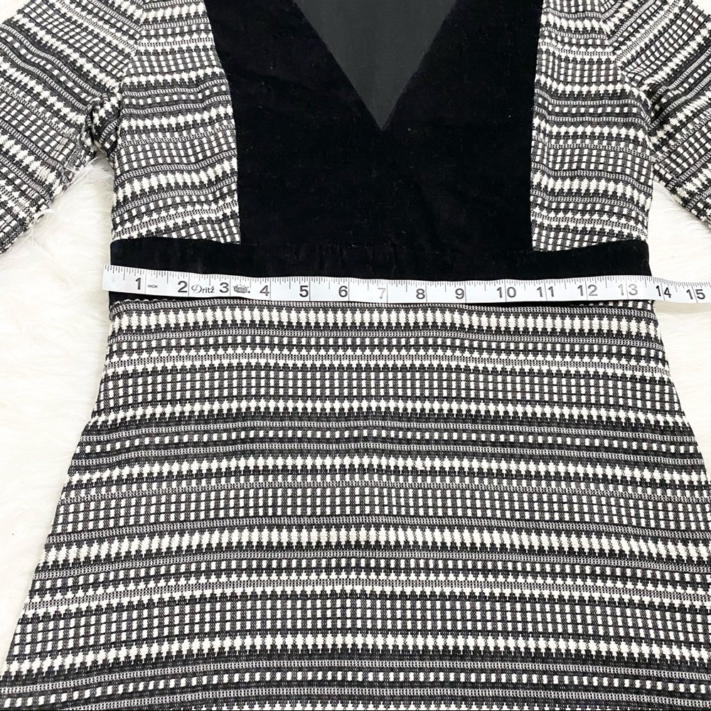 ZARA Long Sleeve Dress - Picture 4 of 8